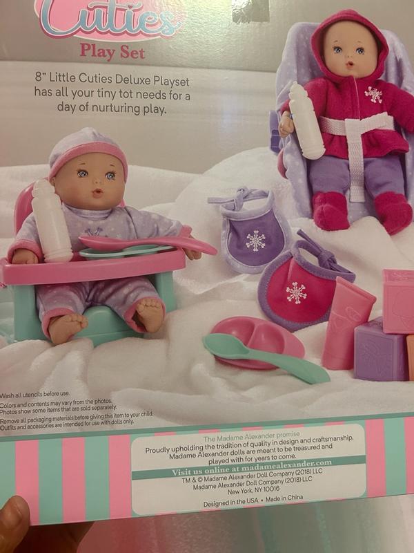 A real photo of Little Cuties 8-inch Deluxe Playset by rosegirl_2522 (1)